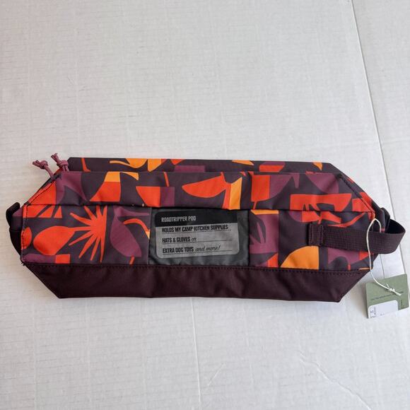 REI Roadtripper Duffle Bag 60 Liter and Medium Pod Bag Travel Sol Geo Raisin NEW - Picture 6 of 8